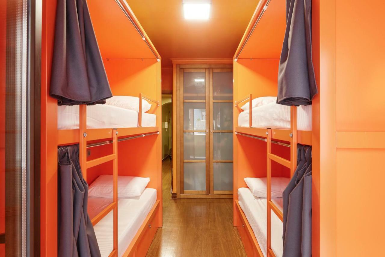 Huux Hostel Lisbon Exterior photo